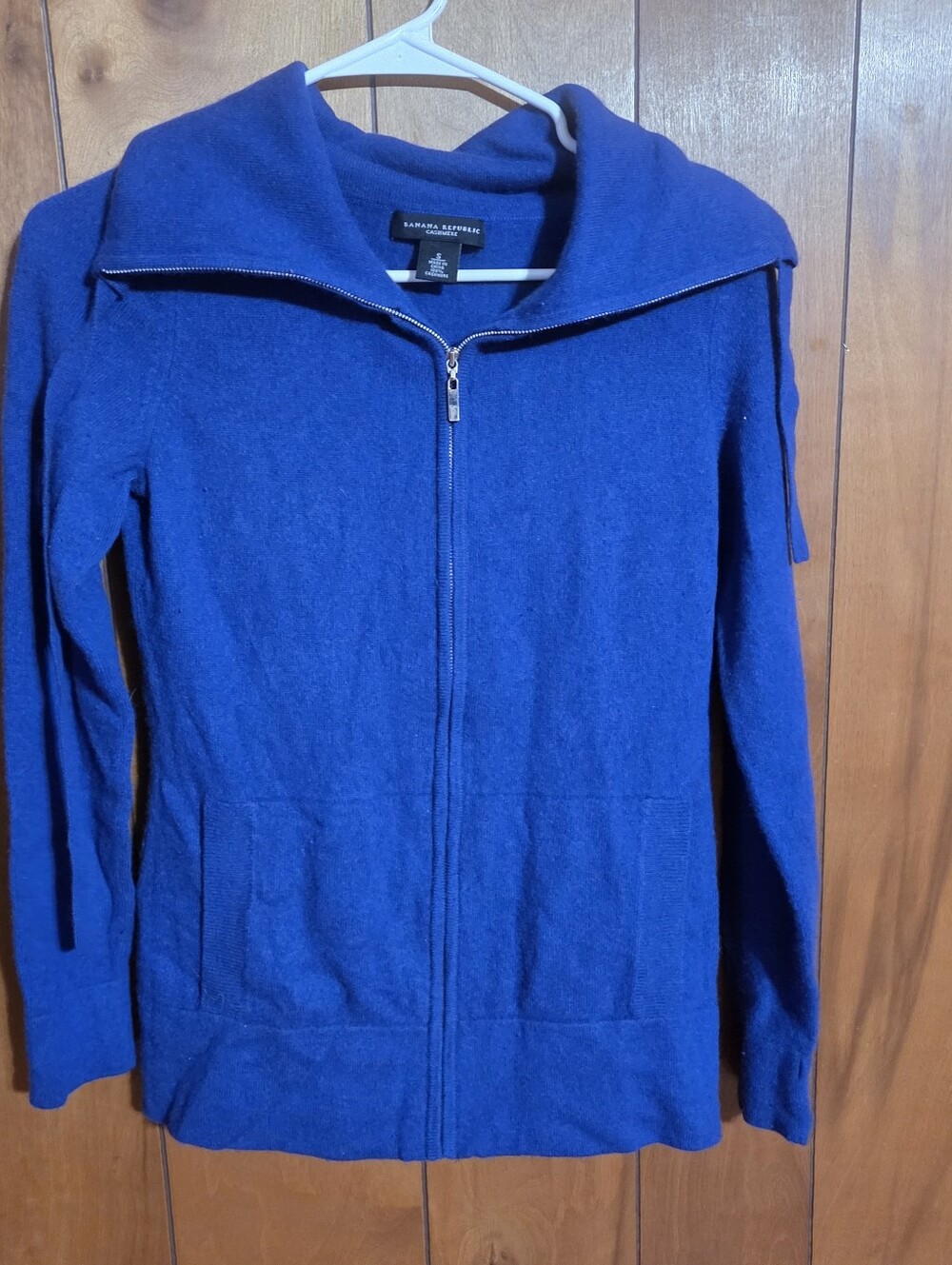 Banana Republic 100% Cashmere Blue Sweater Size Small